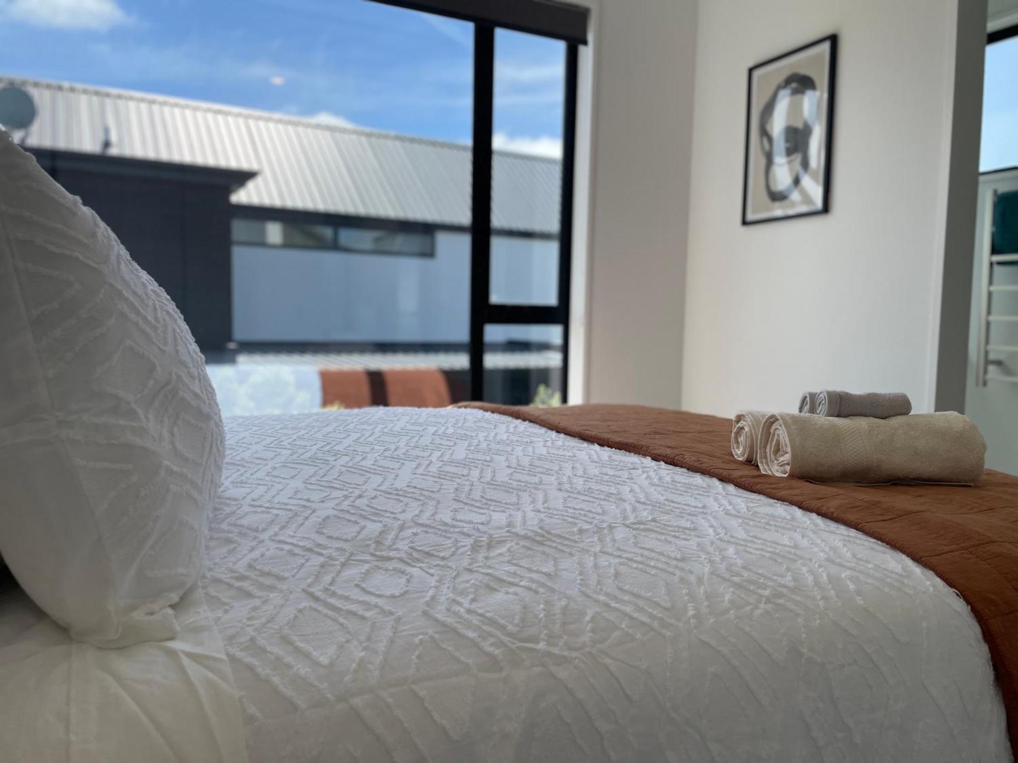 Luxury 2 Bedroom Townhouse Opposite Merivale Mall Christchurch Extérieur photo