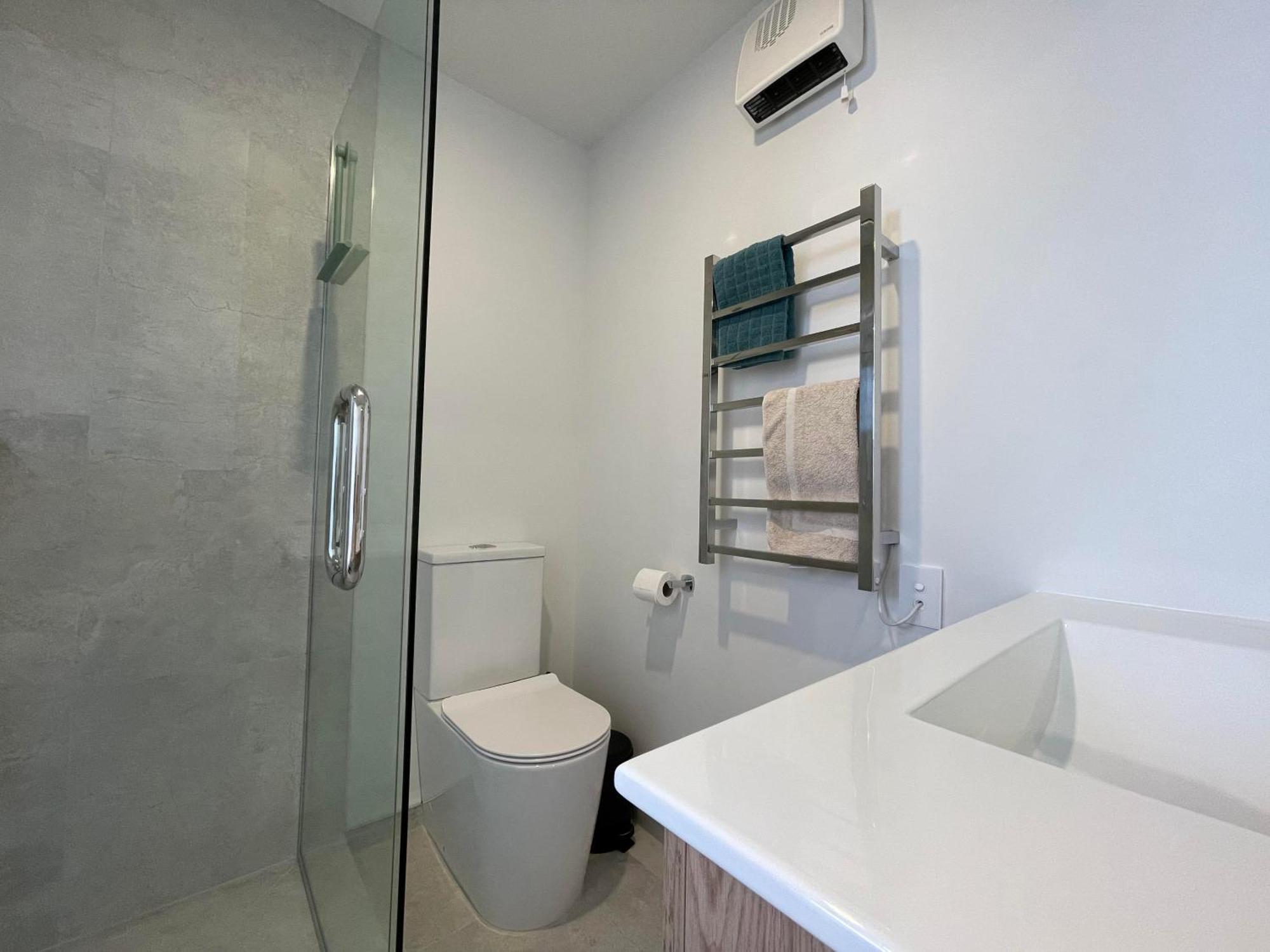 Luxury 2 Bedroom Townhouse Opposite Merivale Mall Christchurch Extérieur photo