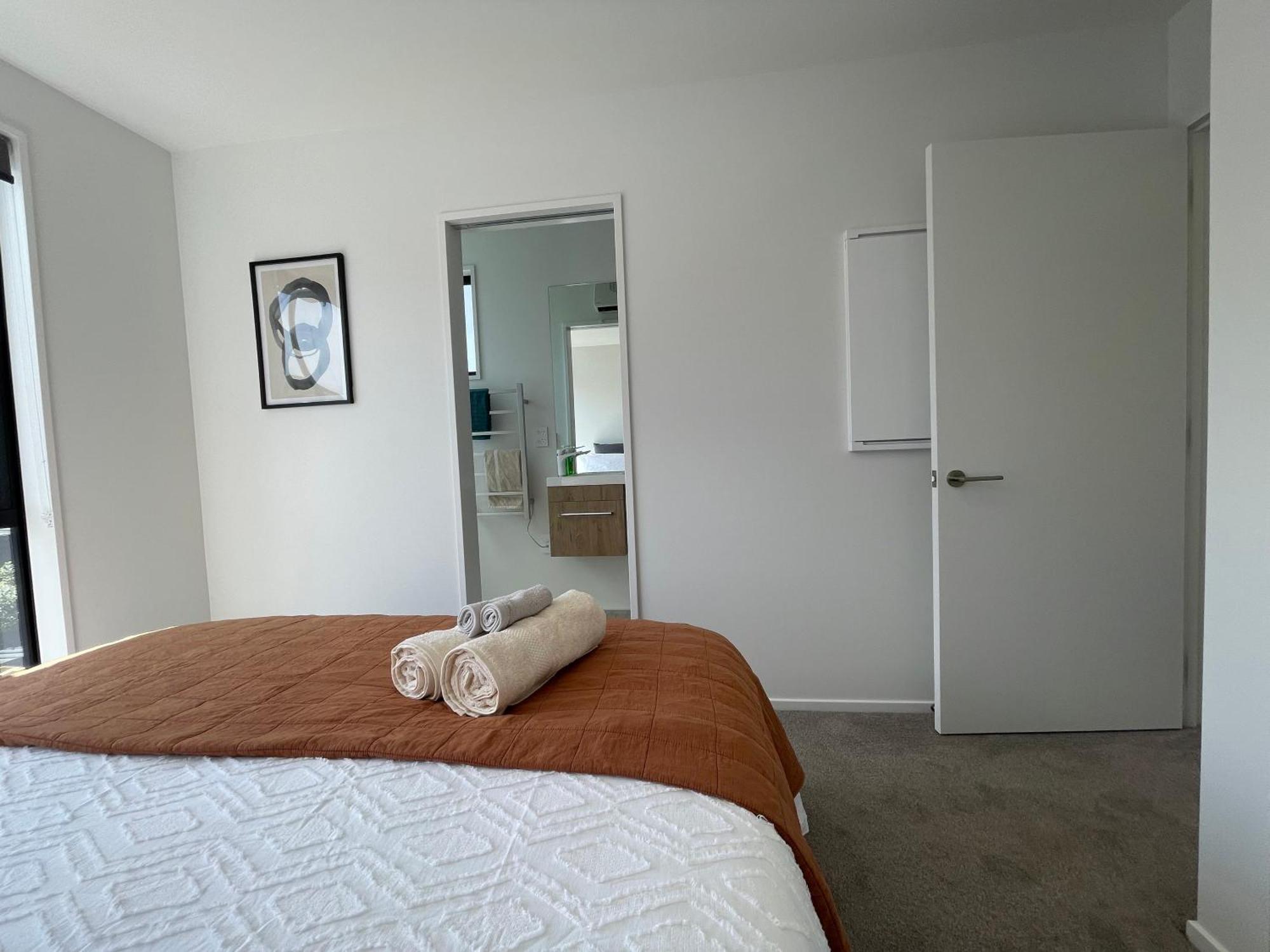 Luxury 2 Bedroom Townhouse Opposite Merivale Mall Christchurch Extérieur photo