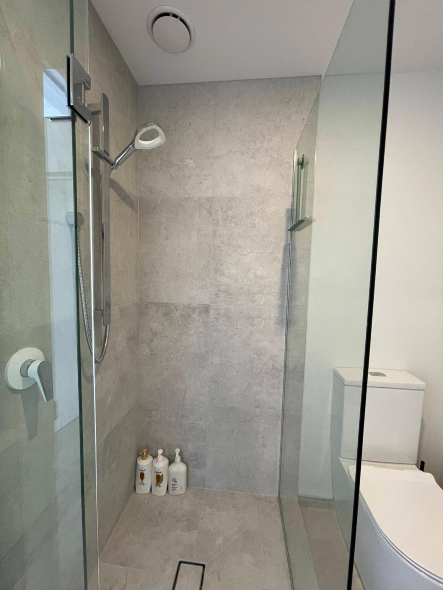 Luxury 2 Bedroom Townhouse Opposite Merivale Mall Christchurch Extérieur photo