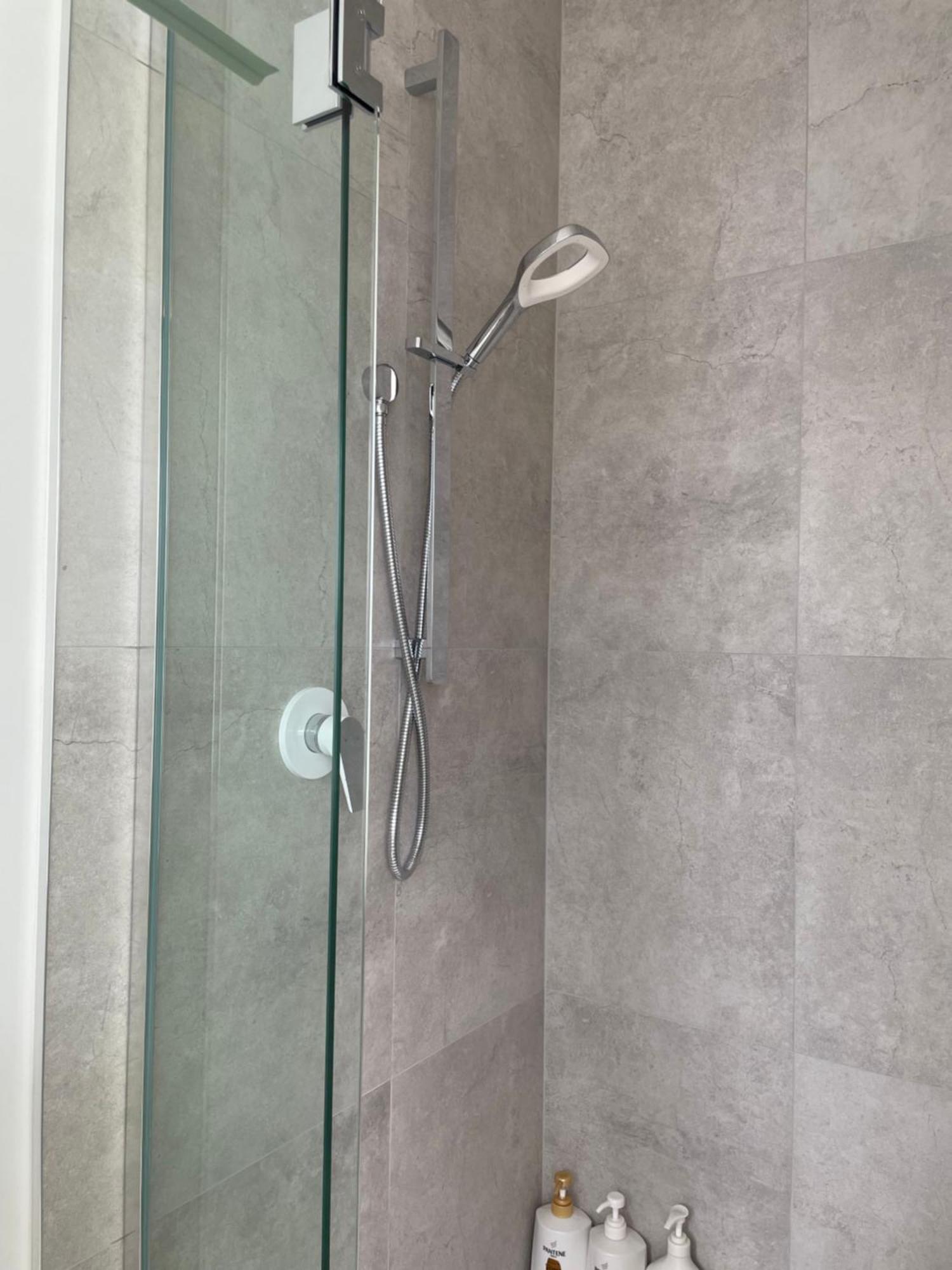Luxury 2 Bedroom Townhouse Opposite Merivale Mall Christchurch Extérieur photo